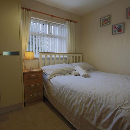 Spacious 4 Bedroom Home - 5 Min Walk To Town Enniskillen Luaran gambar