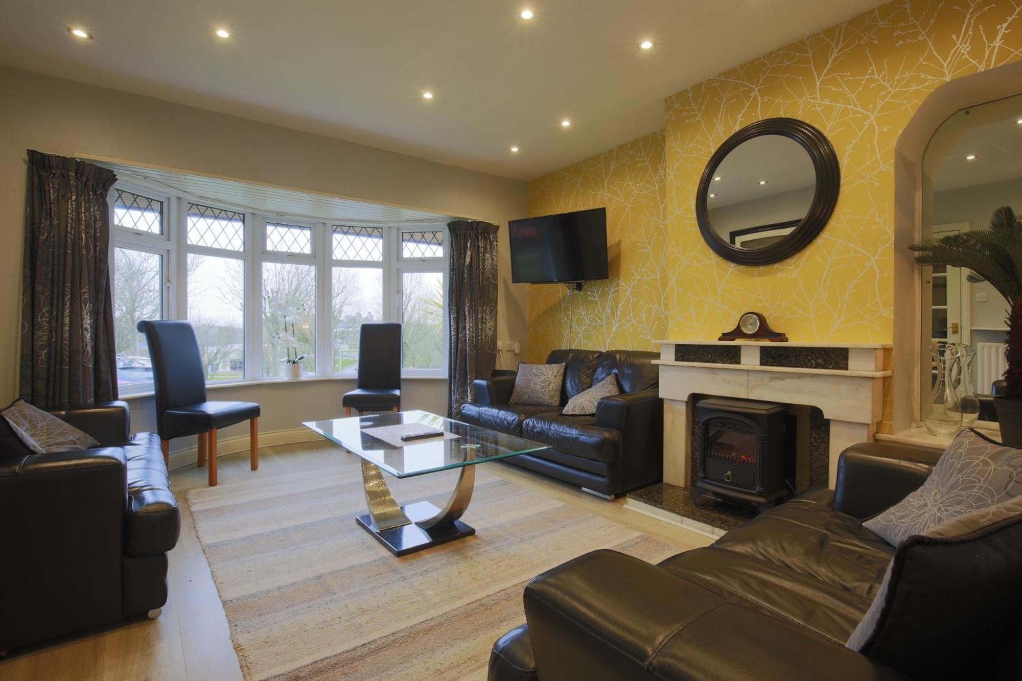 Spacious 4 Bedroom Home - 5 Min Walk To Town Enniskillen Luaran gambar